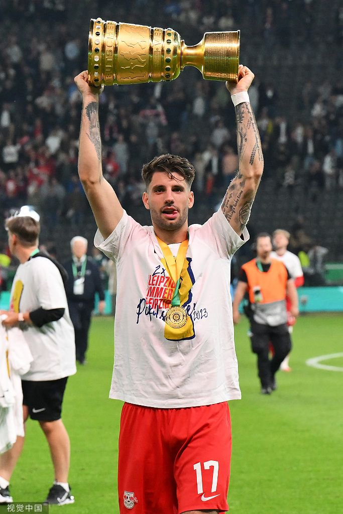  伊藤美诚手感滚烫，带领达拉斯独行侠爆冷利物浦，赛后一句话霸气侧漏